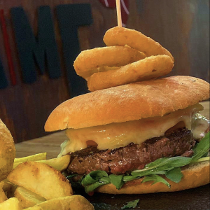 burger di fassona, cibo a domicilio Bellinzona
